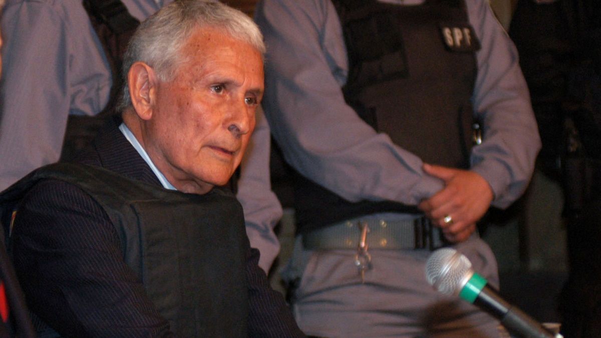 Lesa humanidad: por qué la Justicia concedió la prisión domiciliaria a Miguel Etchecolatz