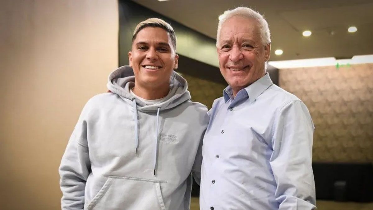 Juanfer Quintero se convirtió en el cuarto refuerzo de Racing.