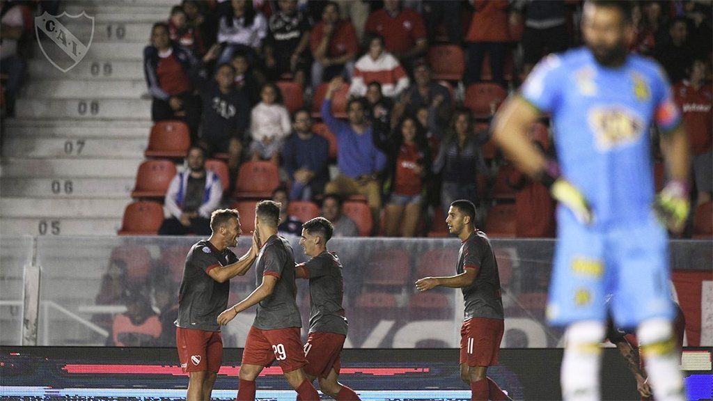 Independiente le ganó 2-0 a Aldosivi y se metió en zona de Copa Sudamericana