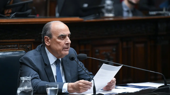 Francos se refirió a las versiones sobre su salida del Gabinete y excluyó a Kicillof de la reunión con gobernadores