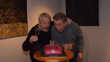 Arturo Puig y Jorge Marrale festejaron las 50 funciones de El vestidor