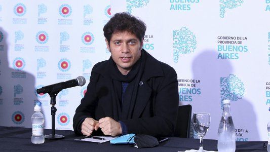 Los docentes bonaerenses aceptaron un aumento salarial escalonado del 15 por ciento