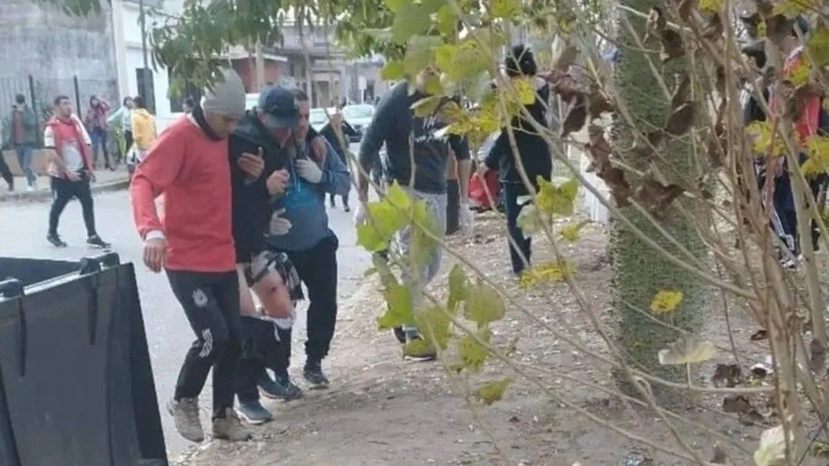 La gente de Alem vino armada y comenzaron los tiros