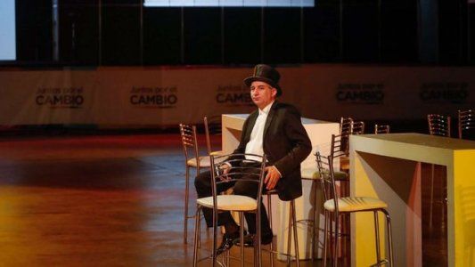 La imagen del Mago sin Dientes que se hizo viral por la aplastante derrota de Macri