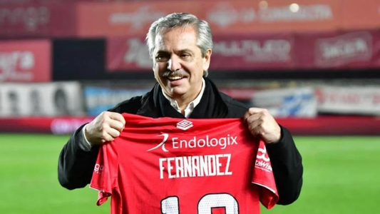 Argentinos Juniors repudió las actos de Alberto Fernández y podría retirarle su condición de socio honorífico