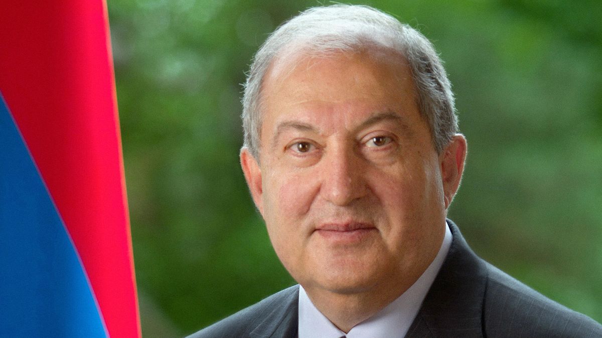 Renunció el presidente de Armenia