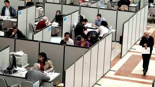 En un año se perdieron más de 100 mil puestos de trabajo