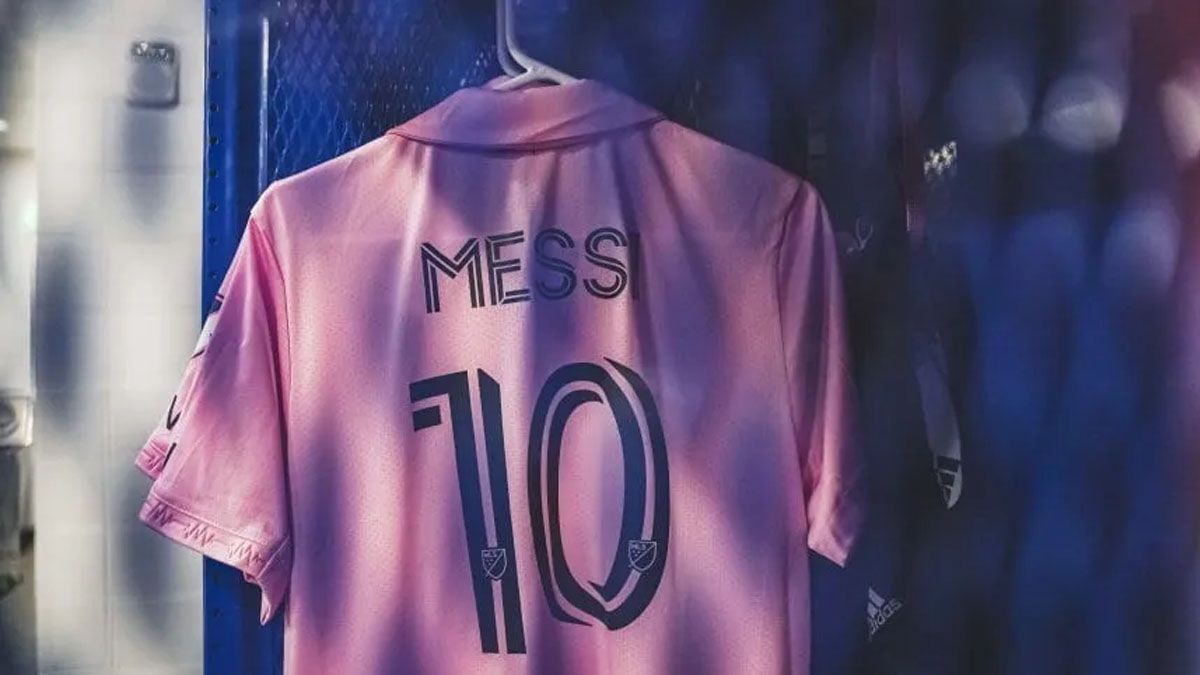 La camiseta de Lionel Messi ya está lista.