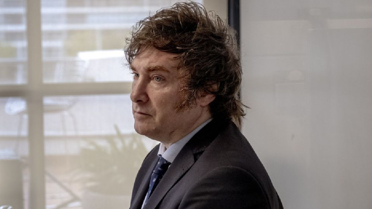 The Guardian: más de 100 economistas advirtieron que si gana Milei habrá devastación económica y caos social. (Foto: archivo)