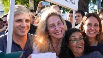 En medio de la polémica por las criptomonedas, Karina Milei y Luis Caputo encabezaron un acto partidario en CABA