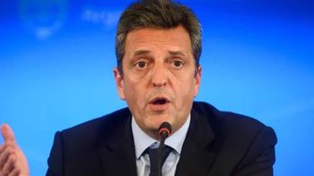 Massa prometió un Estado eficiente: Se acabó la joda de hacer paro por cualquier cosa. Massa prometió un Estado eficiente: Se acabó la joda de hacer paro por cualquier cosa.