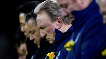 En el funeral de Sala, el entrenador del Cardiff reveló qué fue lo último que le dijo el jugador antes del accidente