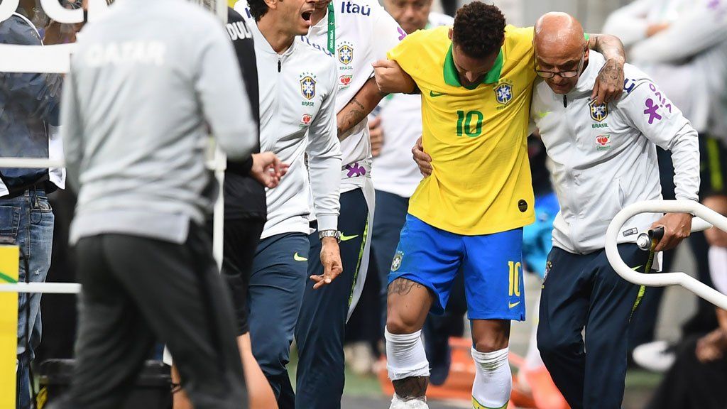 En medio de la denuncia por violación, Neymar quedó afuera de la Copa América por una lesión