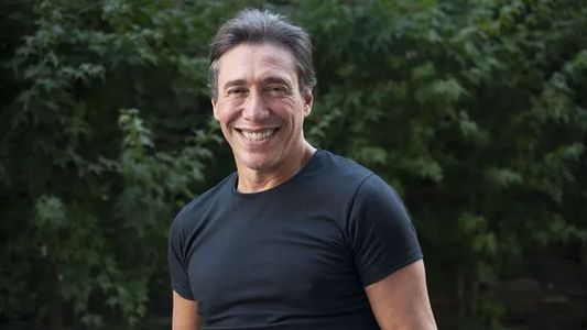 Tras las denuncias por acoso, Fabián Gianola reapareció en público junto a su novia