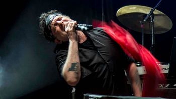 Andrés Calamaro pidió perdón por su show: Era la oportunidad de responderme con silencio o silbatina