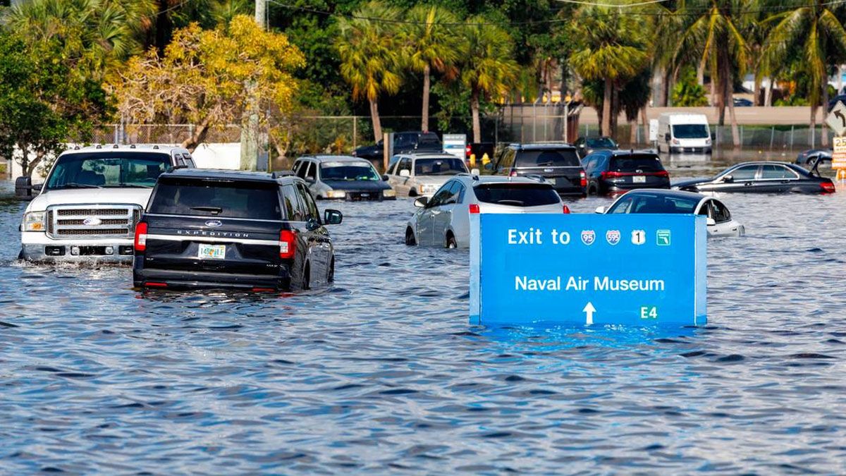 En tres dias, en Florida llovi&oacute; lo que es habitual para un mes (Foto: gentileza Miami Herald).