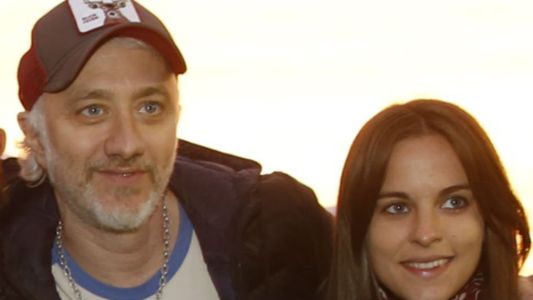 Andy Kusnetzoff y su novia, en medio de la felicidad por el embarazo, disfrutaron de un festival musical