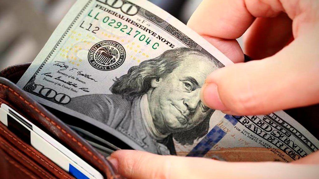 Se reabre el cupo: quiénes pueden comprar y quiénes no los U$S 200 para ahorro