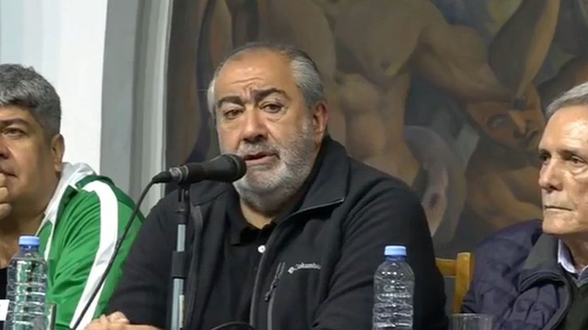 El Gobierno se reúne con el triunvirato de la CGT para intentar sumarlo al Consejo de Mayo. (Foto: archivo)