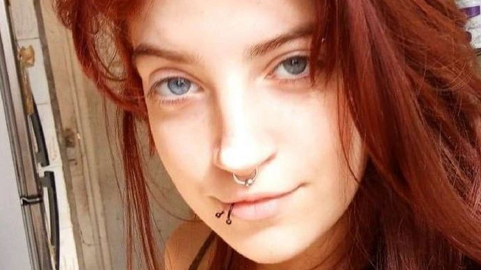 Misterio en Villa Urquiza: una joven de 17 años fue a visitar a un amigo y la encontraron muerta