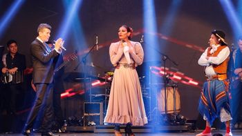 Flor de la V y Cherutti fueron ovacionados en el debut de Bien Argentino