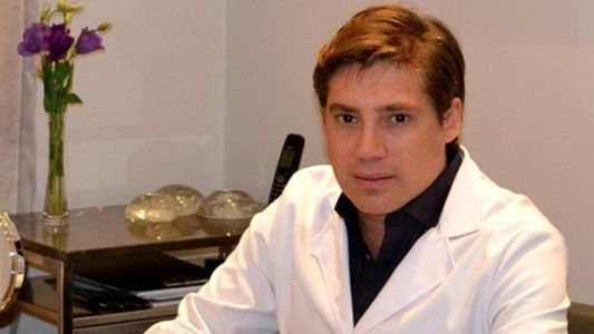 Derrumbe en Miami: ¿quién es el cirujano argentino desaparecido y qué dice su familia?