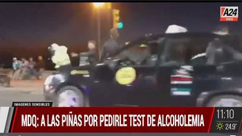 Mar del Plata: conductor a las piñas en un control de tránsito. (Captura de Tv) Mar del Plata: conductor a las piñas en un control de tránsito. (Captura de Tv)