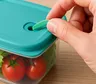 Para qué sirve el agujero del tóper y cómo usarlo para conservar mejor los alimentos