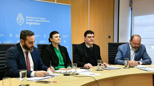 El Ministerio de Trabajo convocó a gremialistas y empresas para actualizar el Salario Mínimo Vital y Móvil