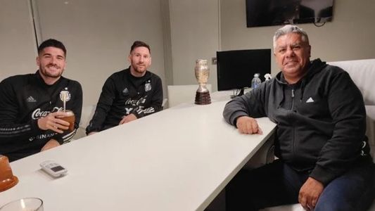 Lionel Messi y Chiqui Tapia le habrían dado un ultimátum a Rodrigo de Paul por Tini Stoessel