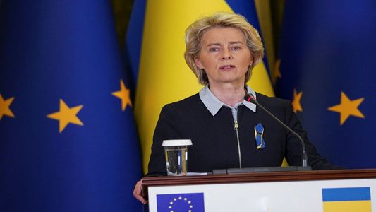 En una ofensiva contra Putin, Europa busca eliminar totalmente la compra del petróleo de Rusia