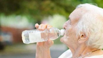 Cuáles son las claves para prevenir los golpes de calor en personas mayores