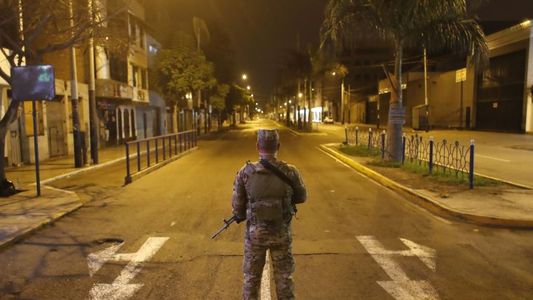 Se juega, no se juega: en otro papelón, la Conmebol finalmente decidió jugar el Sp. Cristal-Flamengo