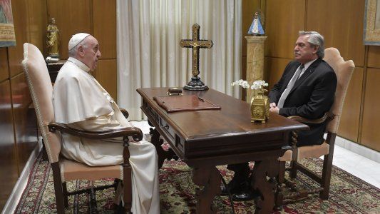 De risas a gestos duros: cómo fueron los encuentros del Papa Francisco con los presidentes argentinos