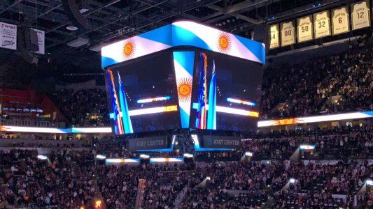 #GraciasManu El emotivo momento en el que sonó el himno argentino en el estadio de los Spurs