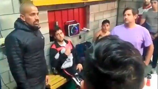 Gran gesto de Sebastián Verón con el plantel de Luján, que perdió con Estudiantes por penales