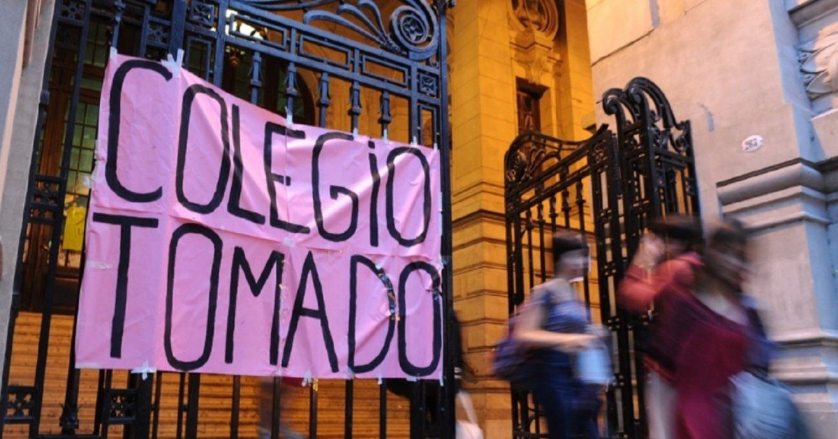 Imputaron a 43 padres de alumnos que tomaron ocho escuelas porteñas