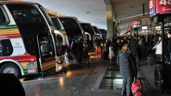 Turismo extranjero: el Gobierno habilitó el ingreso de micros internacionales