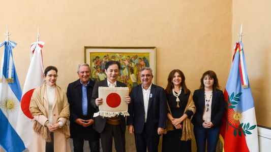 Catamarca apuesta a potenciar al litio con una cumbre entre el gobernador y el embajador de Japón