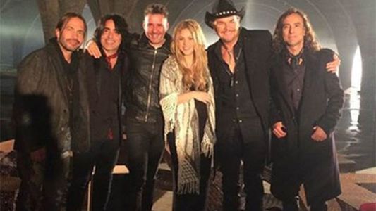Súper embarazada Shakira grabó un video con Maná