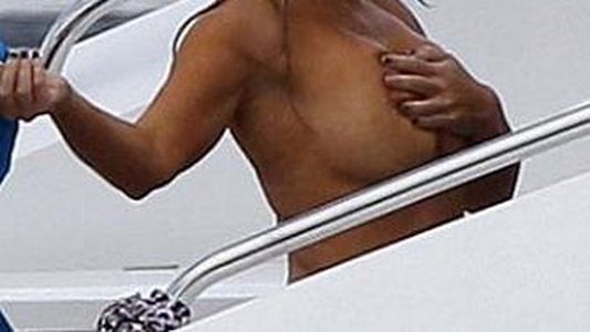 El destape de una ex Spice Girls