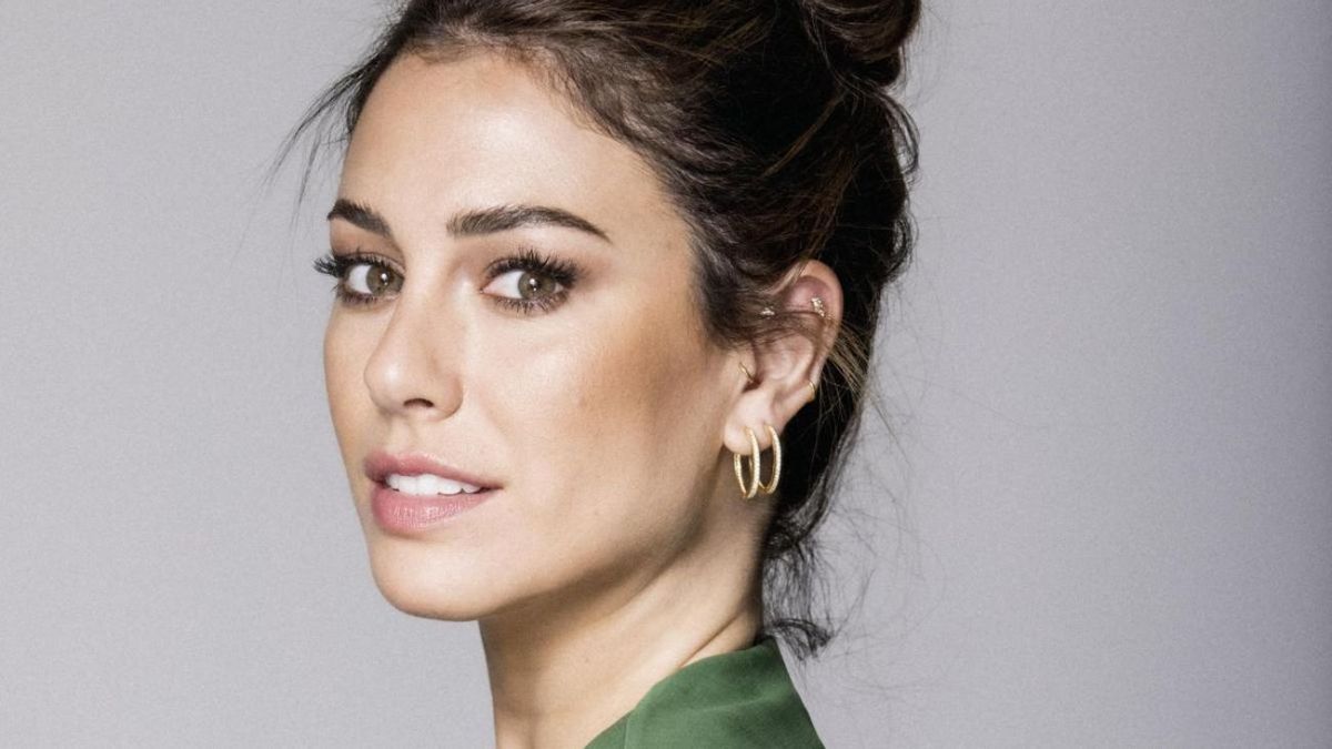 La serie española de Netflix que te atrapa con apenas 6 episodios y el brillo de Blanca Suárez.