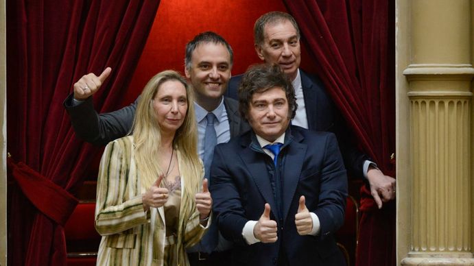 En la previa de la presentación de Adorni en el Congreso, Milei vuelve a dar una exposición sobre economía en el Palacio Libertad