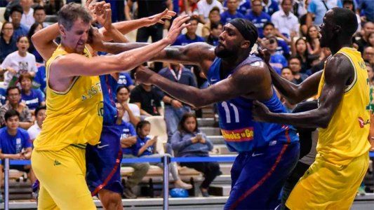 Hecatombe, deblacle total: guerra campal en un partido de básquetbol