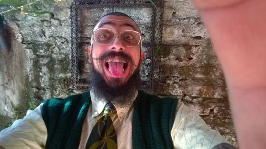 Mi héroe, los escalofriantes posteos del hombre acusado de asesinar y enterrar a su abuelo de 85 años