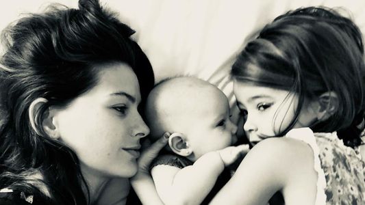 Las postales más tiernas de La China Suárez con Rufina y Magnolia y una frase de Mercedes Sosa