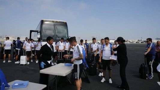 VAR en Ezeiza: habrían confiscado 11 baúles de la Selección Argentina que contenían tecnología sin declarar
