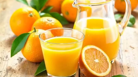 Por qué tomar jugo de naranja natural es perjudicial para la salud, según la ciencia