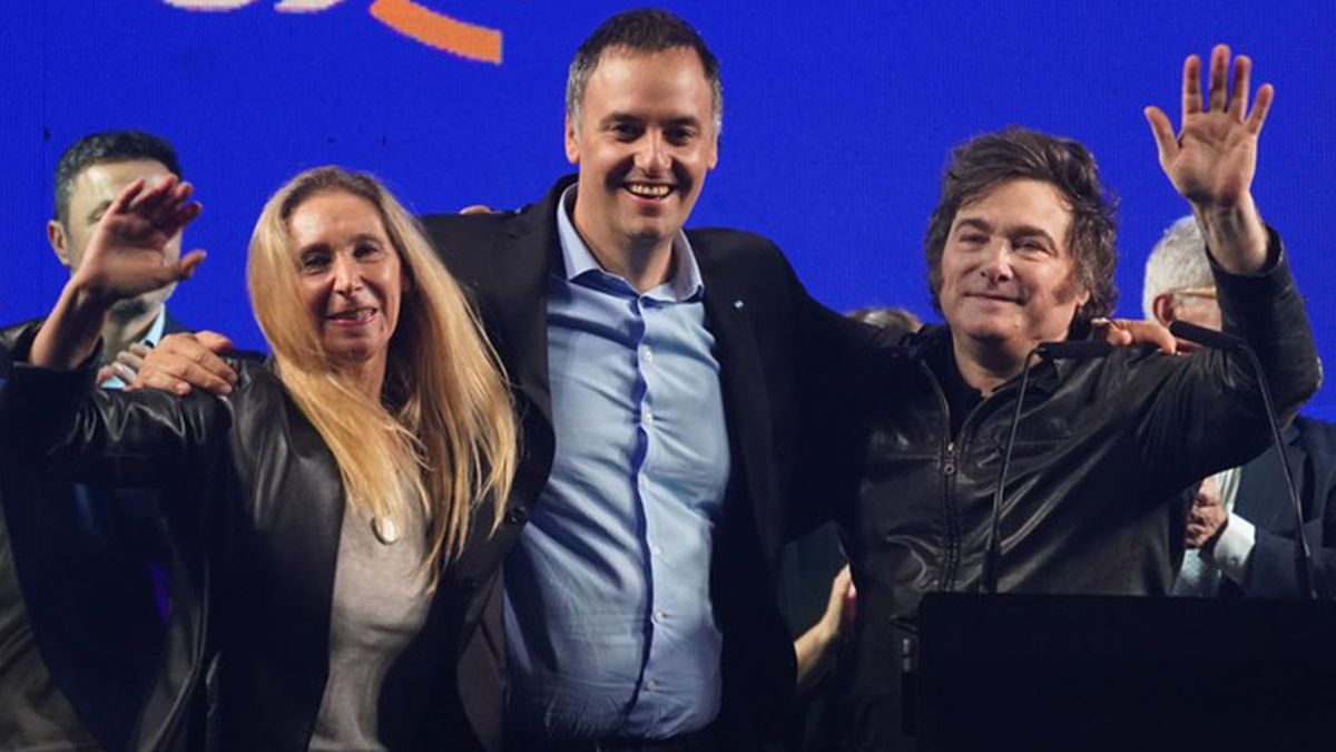 Manuel Adorni informó sobre el filo de la veda electoral