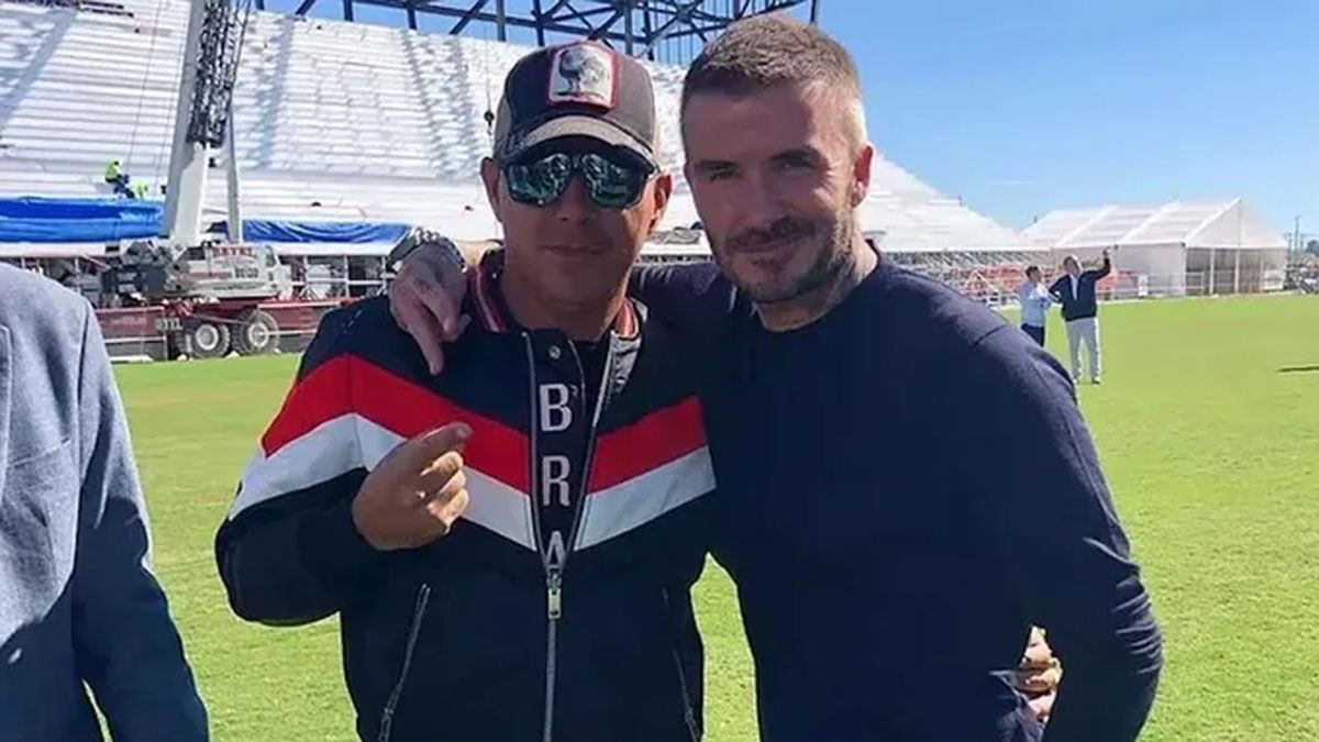 Eduardo Aparicio Cascardo y David Beckham